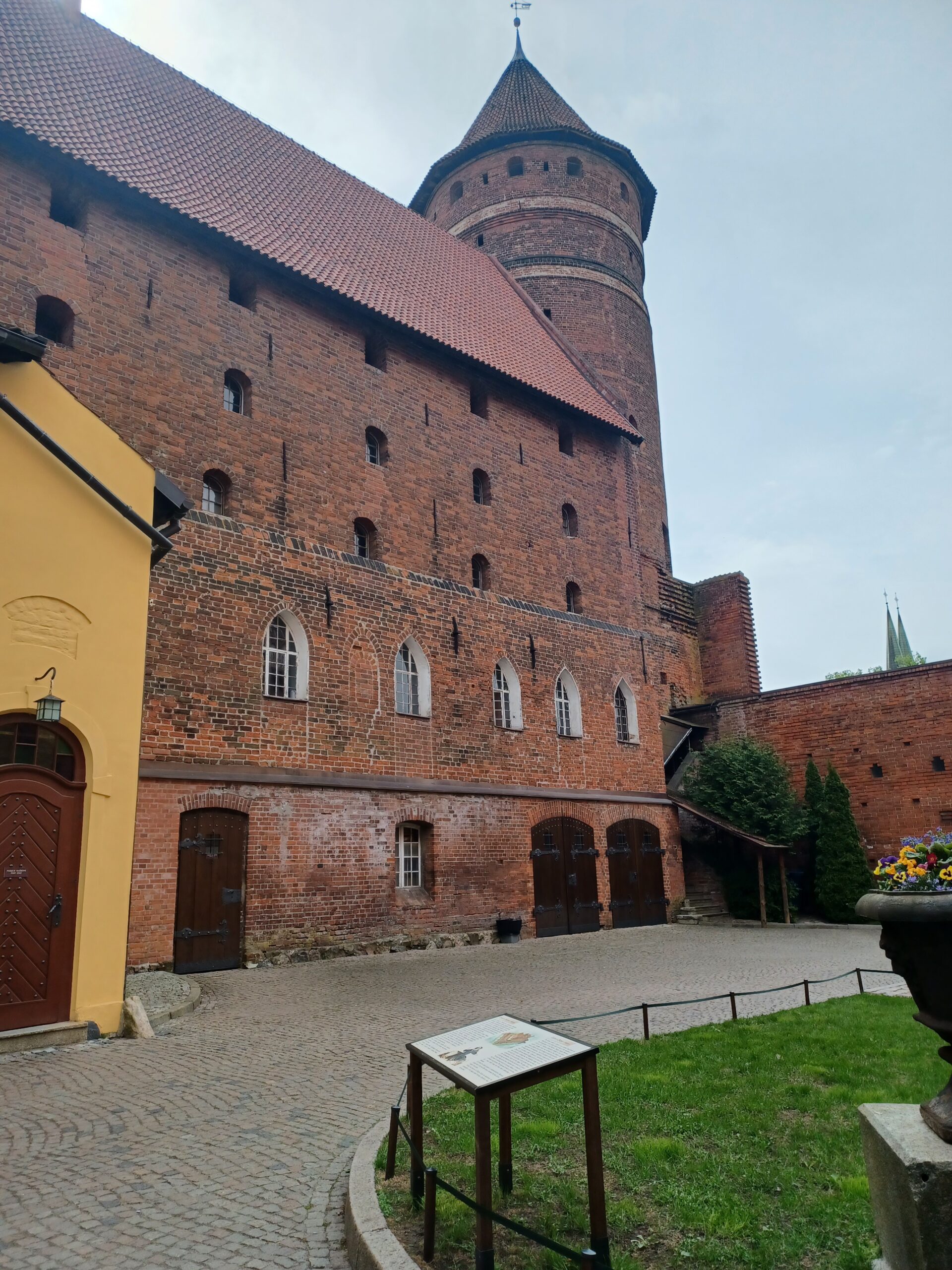 Zamek i architektura Warmii